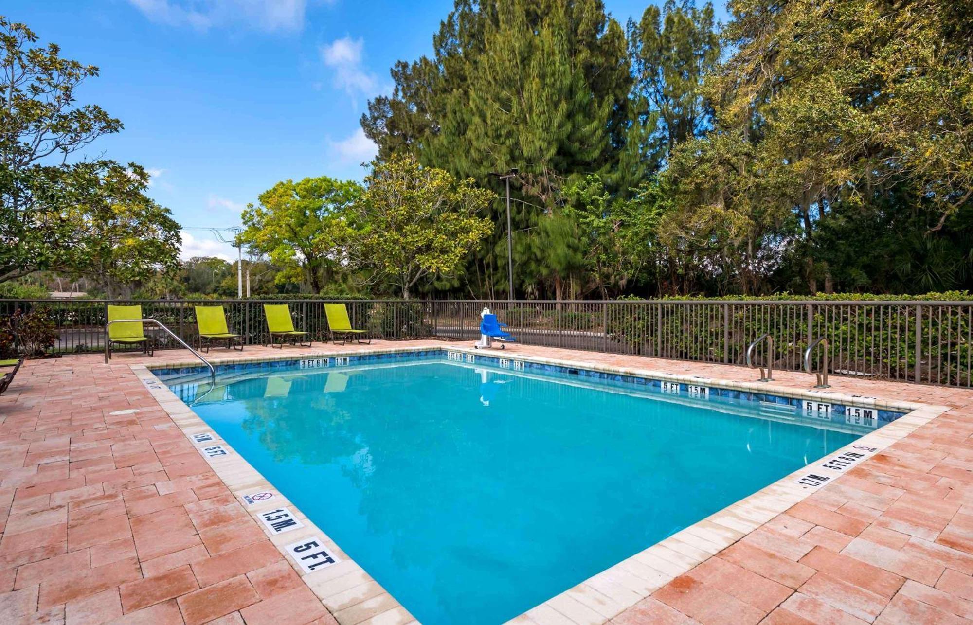 Extended Stay America Suites - Arlington - Six Flags Luaran gambar